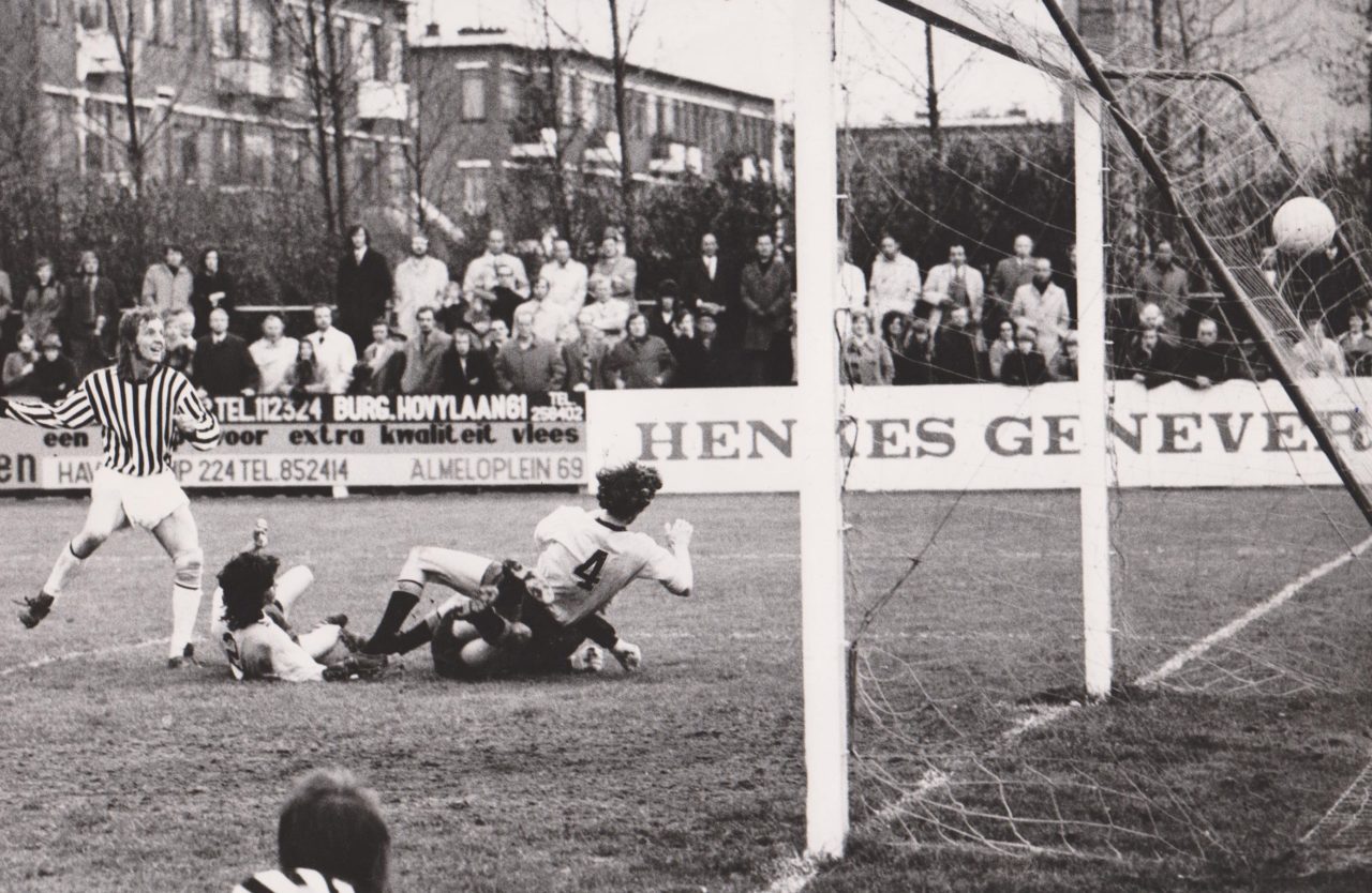 De 15 Vragen Aan Dick Van Der Zwan De Haagse Voetbalhistorie Home