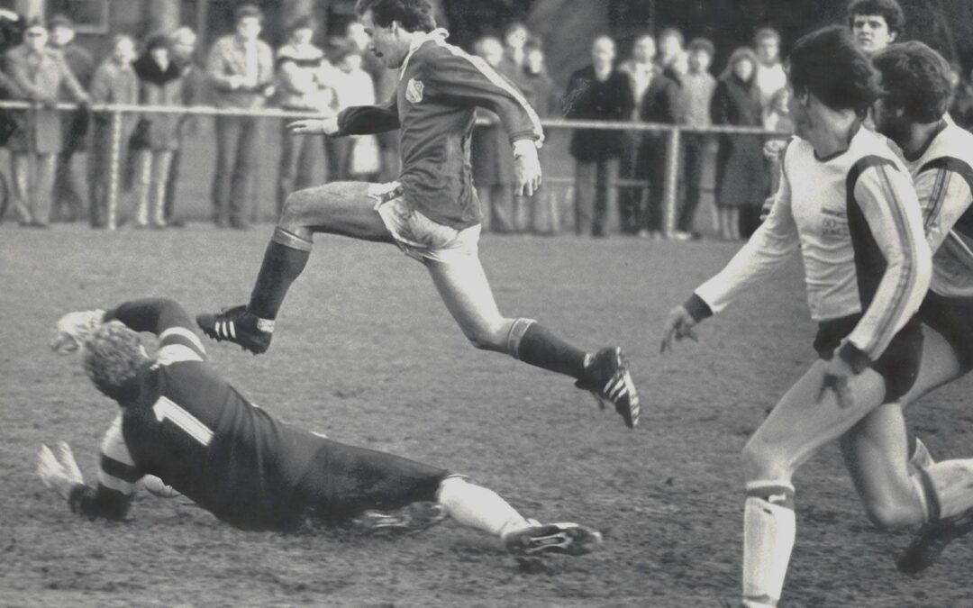 Column Jan Linkerhof; “De voetbalschoen”.