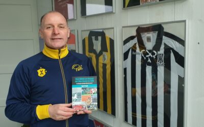 De columns van Rini Toet in boekvorm