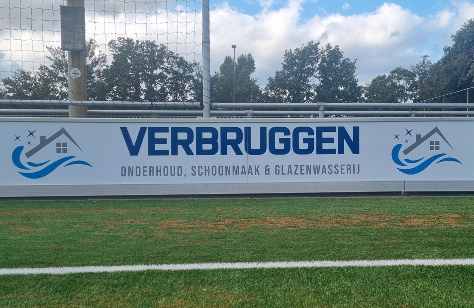 Ook “Verbruggen Schoonmaak & Glazenwasserij” verlengt sponsorschap